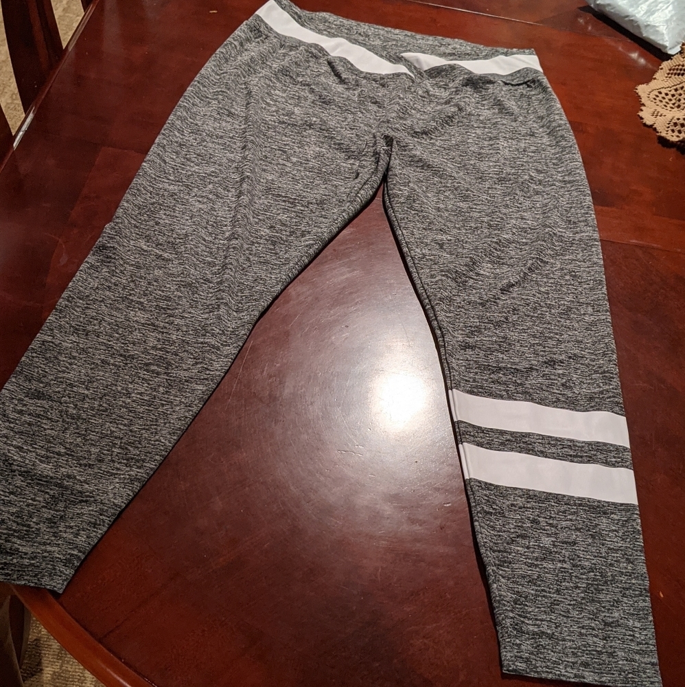 Grey & White striped Leggings